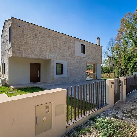 Σπίτι διακοπών Villa-minerva Višnjan