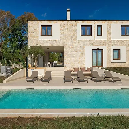 Villa-minerva Nyaraló *