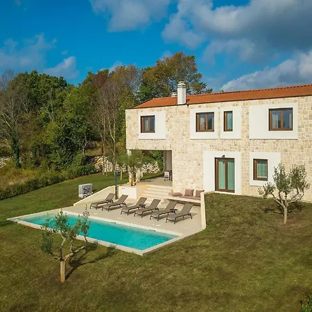 Villa-minerva *